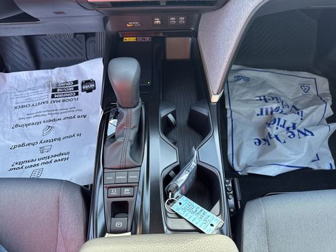 New 2025 Toyota Camry LE w/ Convenience Package image 20