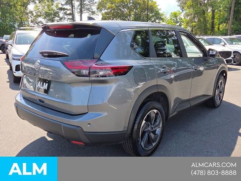 Used 2025 Nissan Rogue SV FWD image 7