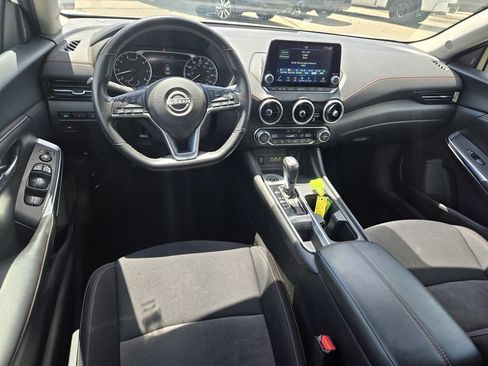 Certified 2024 Nissan Sentra SR FWD image 11