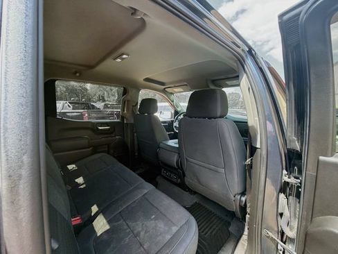 Used 2019 Chevrolet Silverado 1500 LT w/ Convenience Package AWD/4WD image 11