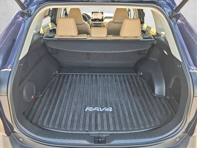 Used 2022 Toyota RAV4 Limited AWD/4WD image 6