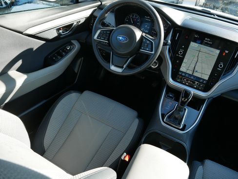 Certified 2025 Subaru Outback Premium image 9