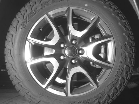 Used 2025 Jeep Compass Trailhawk AWD/4WD image 13