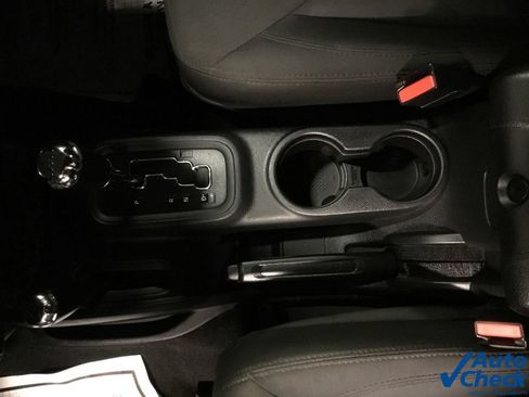 Used 2014 Jeep Wrangler Sport AWD/4WD image 40