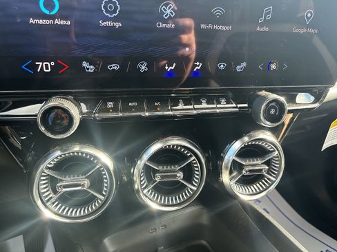 Certified 2024 Chevrolet Blazer EV LT image 21