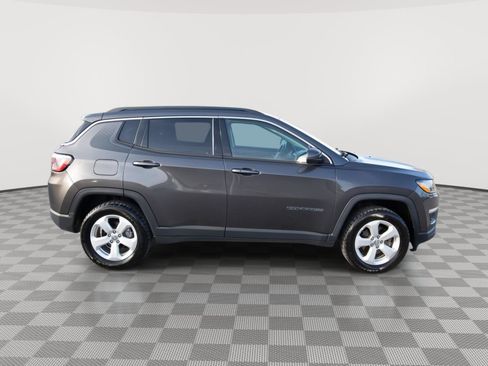 Used 2018 Jeep Compass Latitude w/ Popular Equipment Group image 6