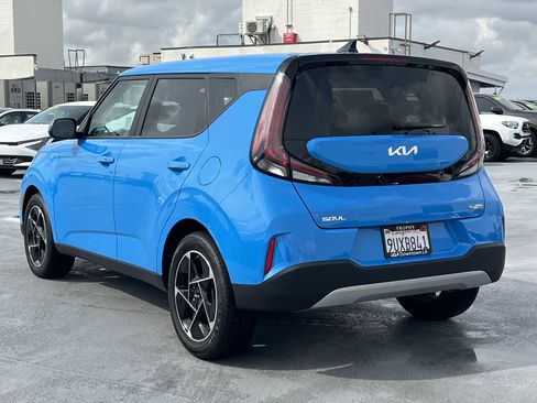 Certified 2025 Kia Soul EX image 4
