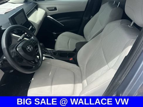 Used 2024 Toyota Corolla Cross L FWD image 20