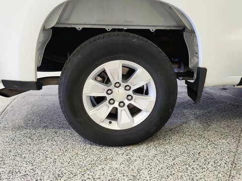Used 2020 Chevrolet Silverado 1500 LT w/ All-Star Edition AWD/4WD image 32