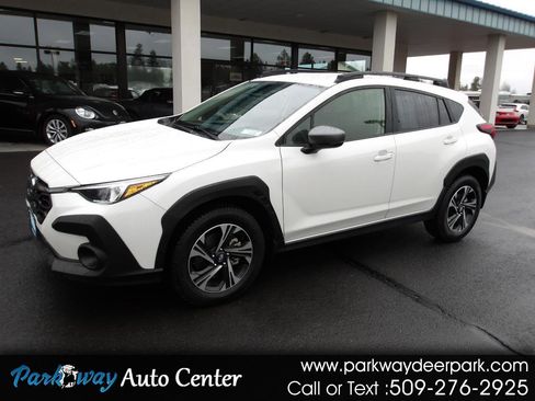 Used 2024 Subaru Crosstrek 2.0i Premium w/ Crosstrek Mirror Package AWD/4WD image 1