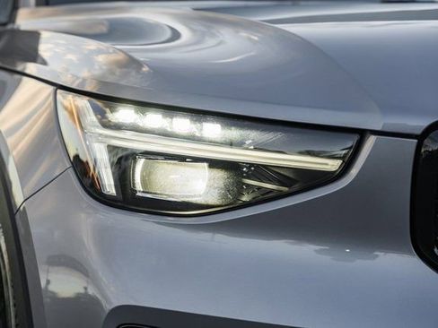 New 2026 Volvo XC40 B4 Plus w/ Protection Package Premier image 12