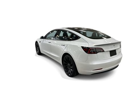 Certified 2023 Tesla Model 3 Performance AWD/4WD image 4