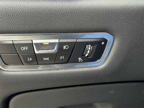 Used 2022 BMW X5 xDrive40i w/ Premium Package image 29