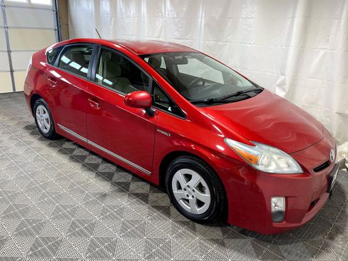 Used 2011 Toyota Prius Three image 9