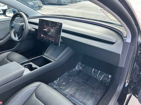 Used 2025 Tesla Model 3 RWD image 34