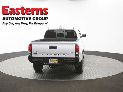 Used 2021 Toyota Tacoma SR AWD/4WD image 38