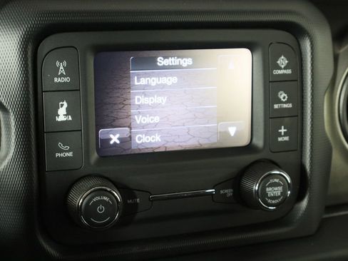 Used 2020 Jeep Gladiator Sport w/ Trailer Tow Package image 28