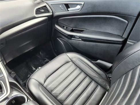 Used 2016 Ford Edge SEL w/ Equipment Group 201A image 15