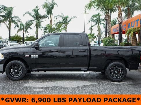 Used 2020 RAM 1500 Classic SLT w/ Luxury Group image 5