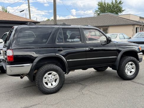 Used 1996 Toyota 4Runner SR5 AWD/4WD image 30