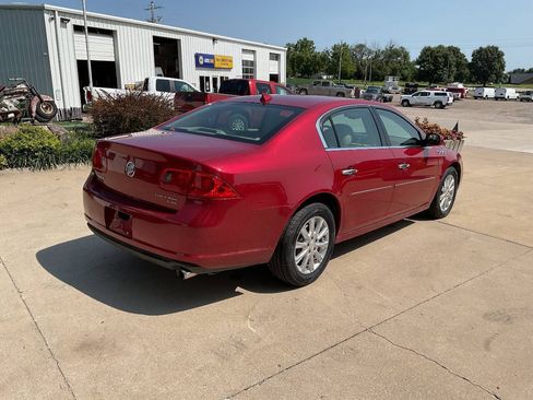 Used 2011 Buick Lucerne CXL FWD image 9