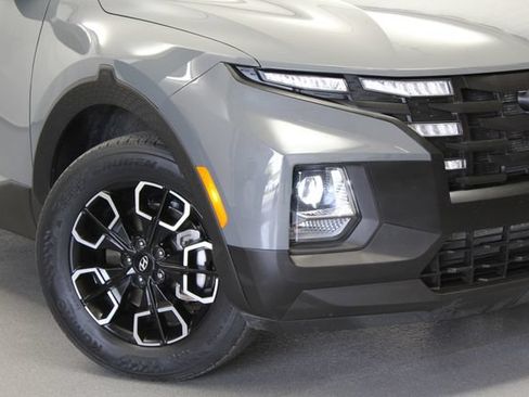 Used 2023 Hyundai Santa Cruz SEL w/ Activity Package FWD image 2
