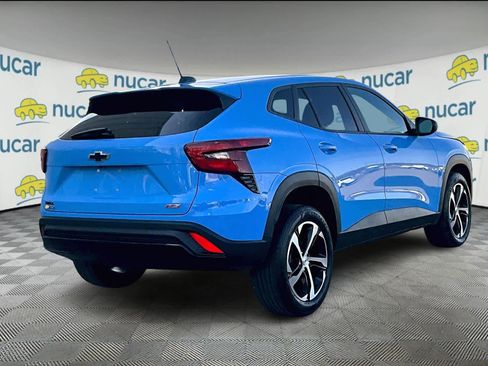 Used 2024 Chevrolet Trax RS w/ Driver Confidence Package image 6