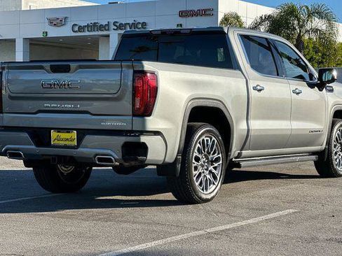 Used 2025 GMC Sierra 1500 Denali Ultimate image 4