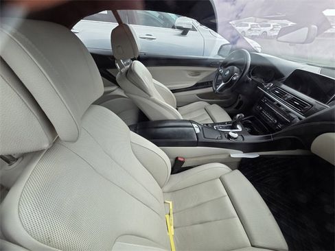 Used 2018 BMW 640i xDrive Convertible image 5