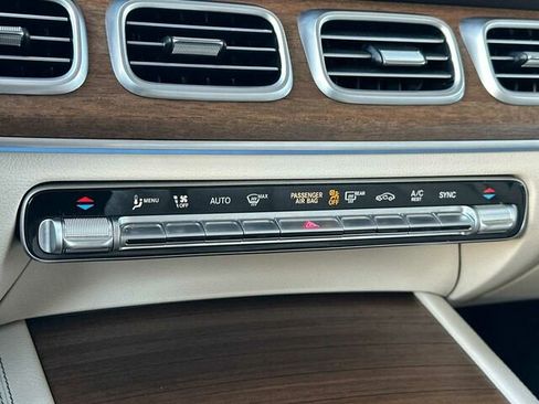 Used 2025 Mercedes-Benz GLE 350 GLE 350 4D Sport Utility 4MATI image 28