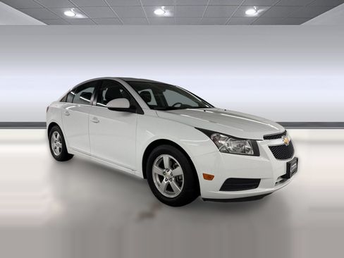 Used 2014 Chevrolet Cruze LT FWD image 7