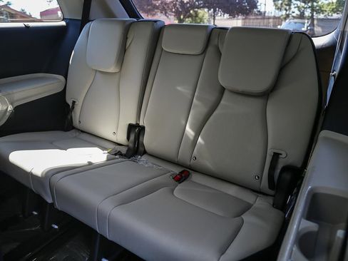 Certified 2026 Kia Carnival SX w/ SX Dark Edition Package FWD image 18
