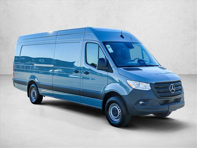 New 2027 Mercedes-Benz Sprinter 2500 image 3