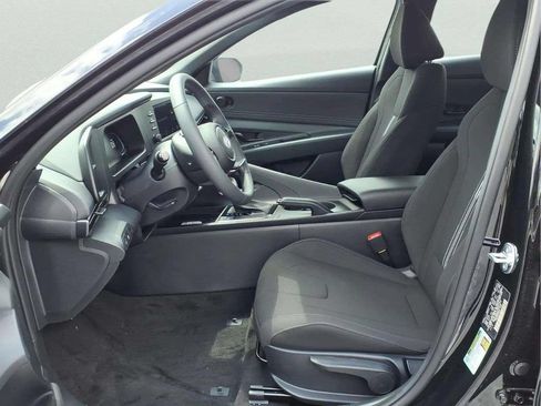 New 2026 Hyundai Elantra Sport FWD image 10