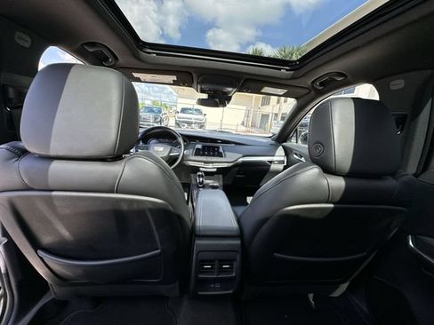 Certified 2023 Cadillac XT4 Premium Luxury FWD image 29
