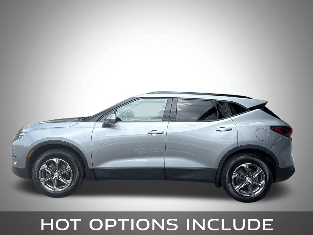 Used 2024 Chevrolet Blazer LT w/ Convenience Package AWD/4WD image 2