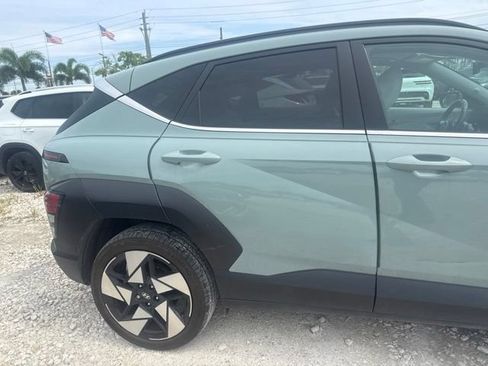 Used 2024 Hyundai Kona Limited AWD/4WD image 5