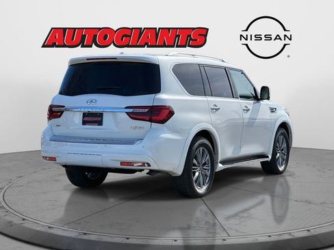 Used 2024 INFINITI QX80 Luxe w/ Cargo Package image 2