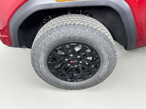 New 2026 GMC Canyon Elevation w/ Convenience Package image 24