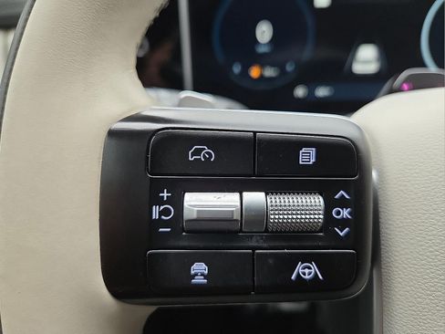Used 2024 Hyundai Santa Fe Calligraphy FWD image 19