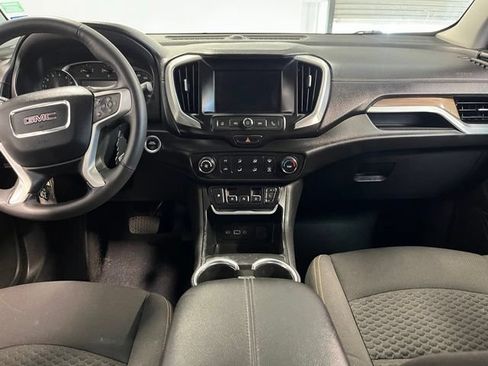 Used 2020 GMC Terrain SLE FWD image 21