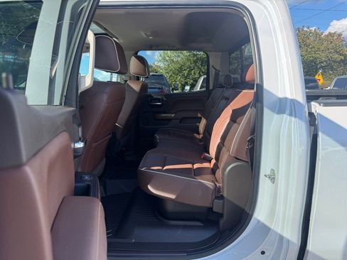 Used 2019 Chevrolet Silverado 2500 High Country w/ Duramax Plus Package image 13