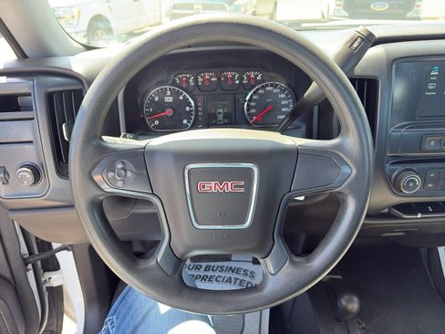 Used 2018 GMC Sierra 1500 4x4 Regular Cab w/ Sierra Convenience Package image 12
