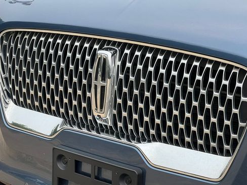 Used 2020 Lincoln Aviator Reserve w/ Equipment Group 202A AWD/4WD image 46