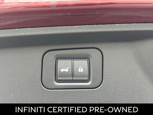 Certified 2025 INFINITI QX80 Sensory image 35