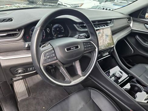 Used 2021 Jeep Grand Cherokee L Limited image 11