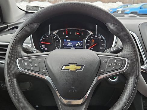 Used 2022 Chevrolet Equinox LT image 18