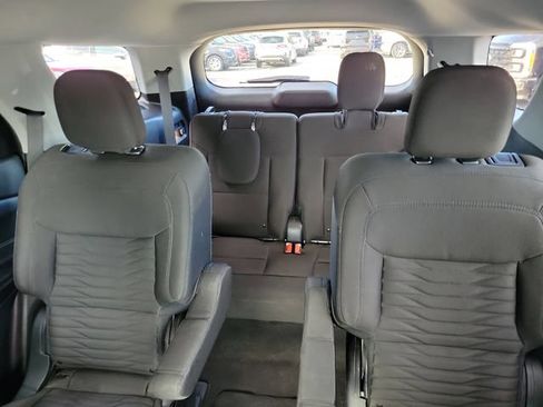 Used 2021 Ford Explorer XLT RWD image 10
