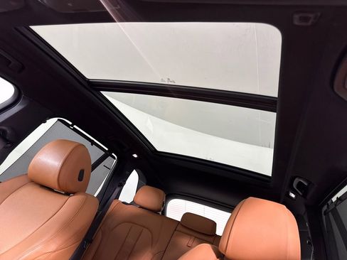 Used 2022 BMW X5 sDrive40i w/ M Sport Package RWD image 21