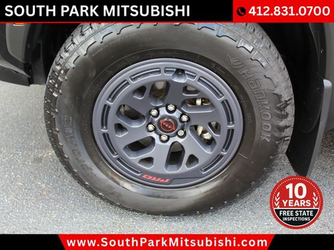 Used 2025 Nissan Frontier PRO-4X AWD/4WD image 35